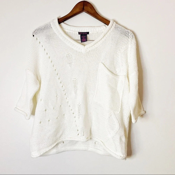 Fire Los Angeles Sweaters - Open Knit Sweater Cropped Chunky Knit Slouchy Top Distressed Detail Size Medium
